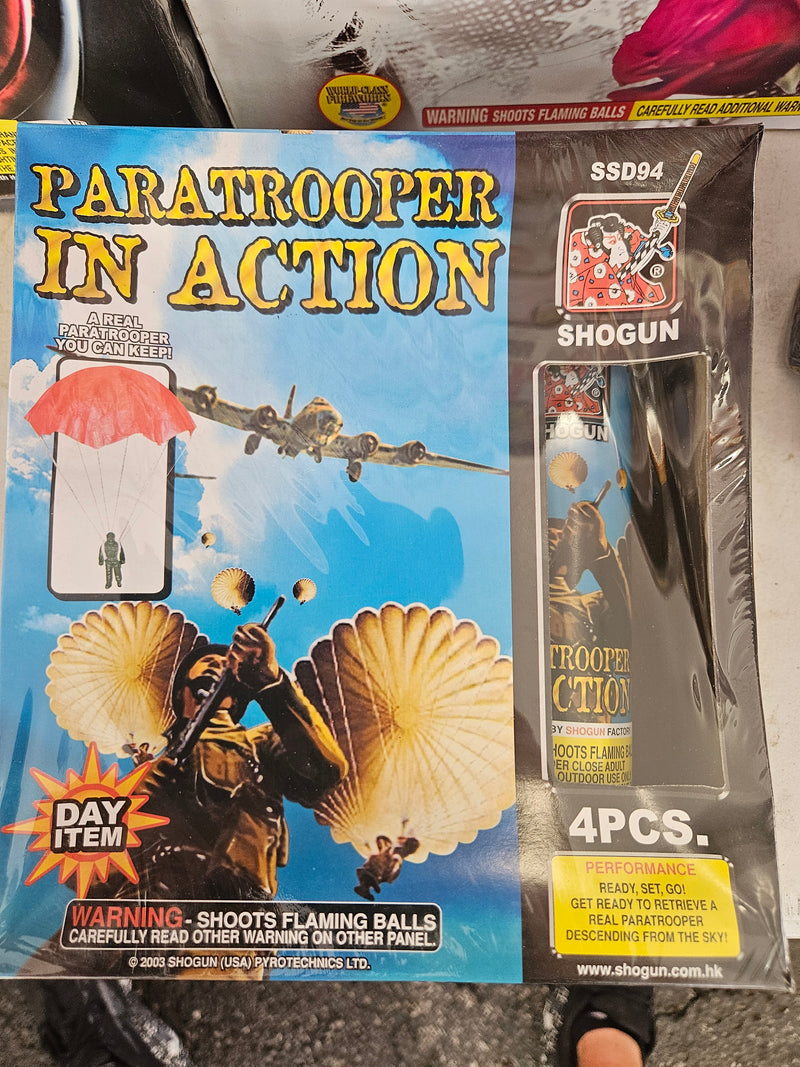 Airborne Trooper (Parachute with real army men!) - 4 Pack